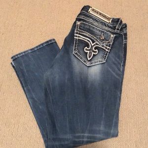 Rock Revival Easy Crop